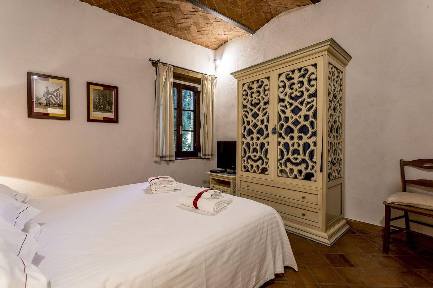 Borgo-Il-Poggiaccio-Room-33