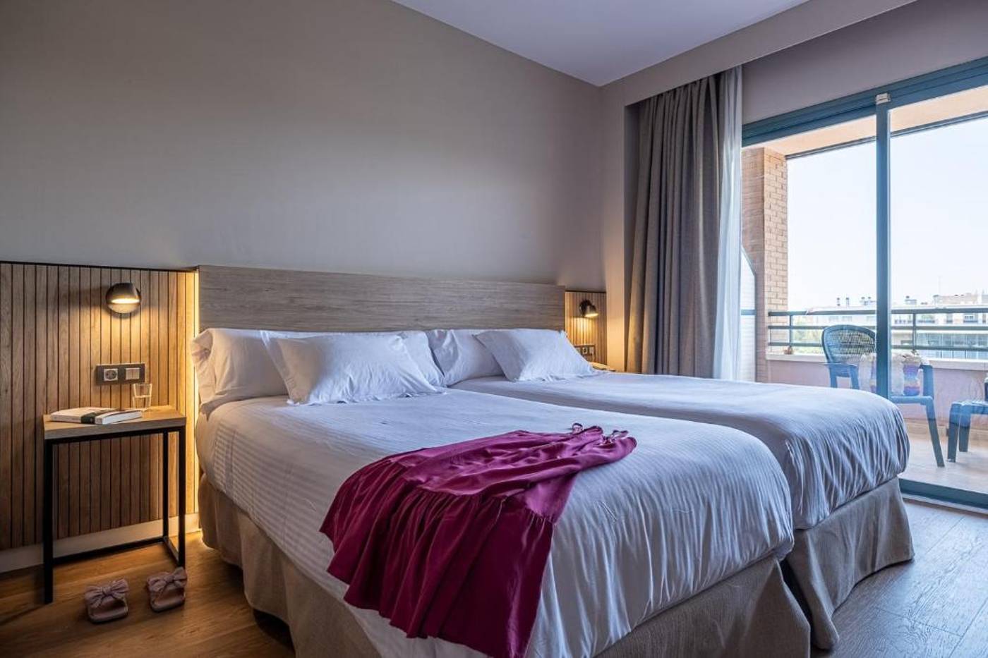 California-Palace-Room-15