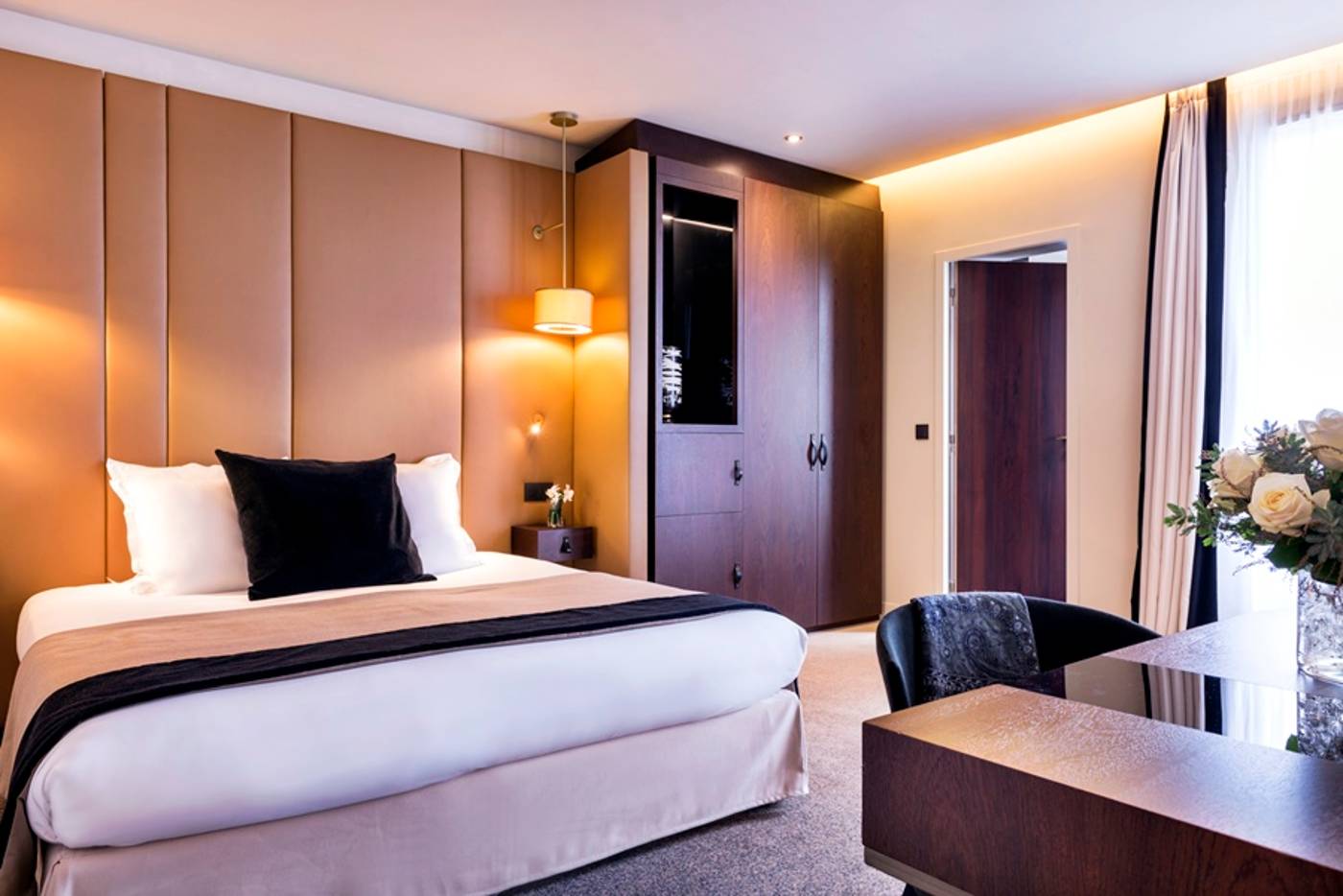 Hotel-La-Bourdonnais-by-Inwood-Hotels-Room-22