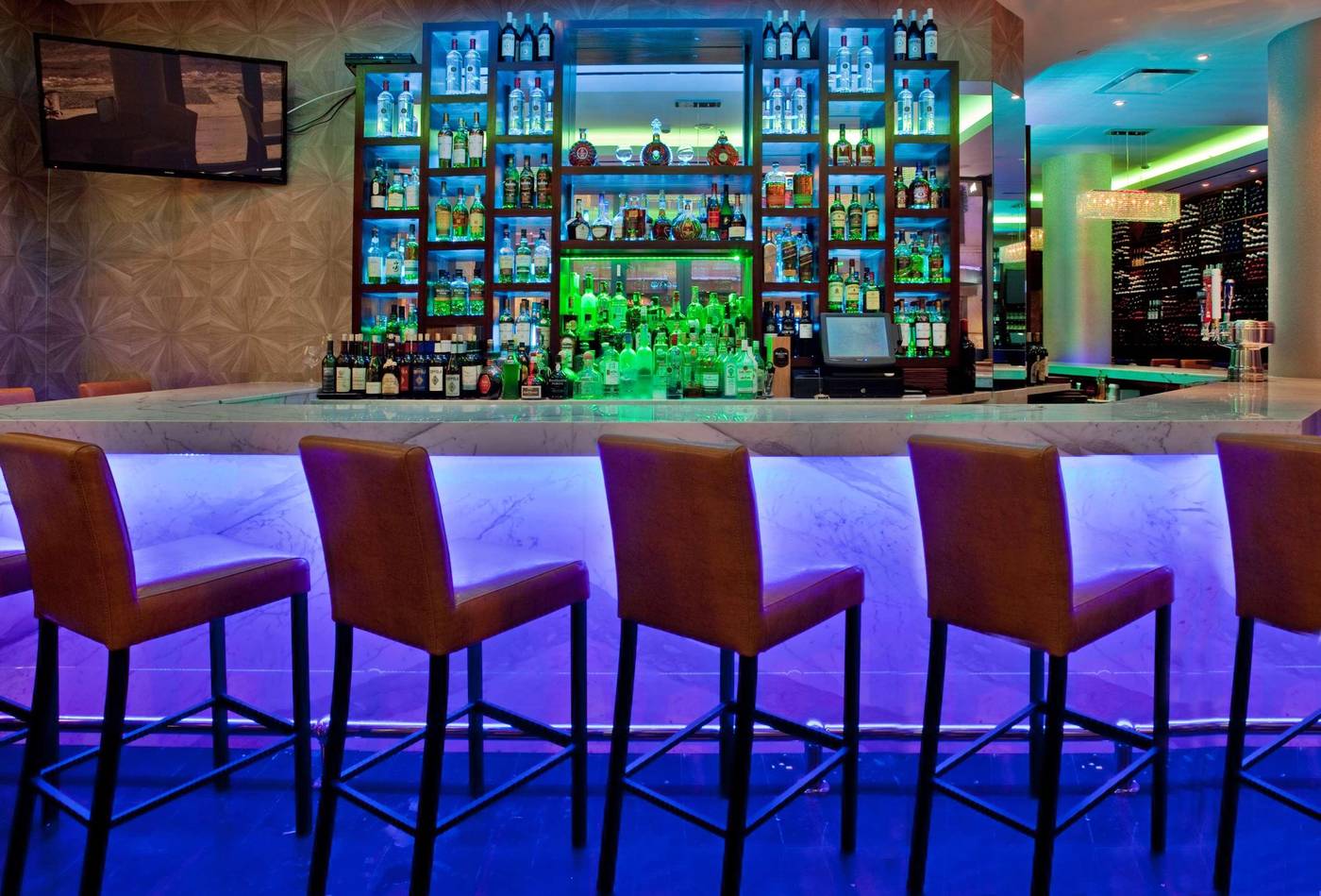 Hilton-Garden-Inn-New-York-Central-Park-South-Midt-Restaurant-12