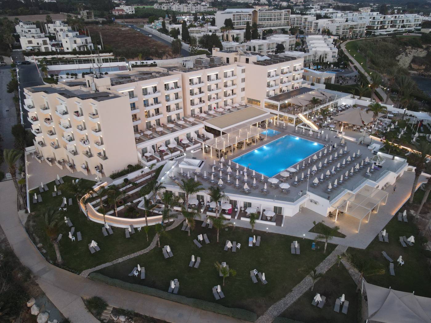 Queens-Bay-Hotel-General-view-1