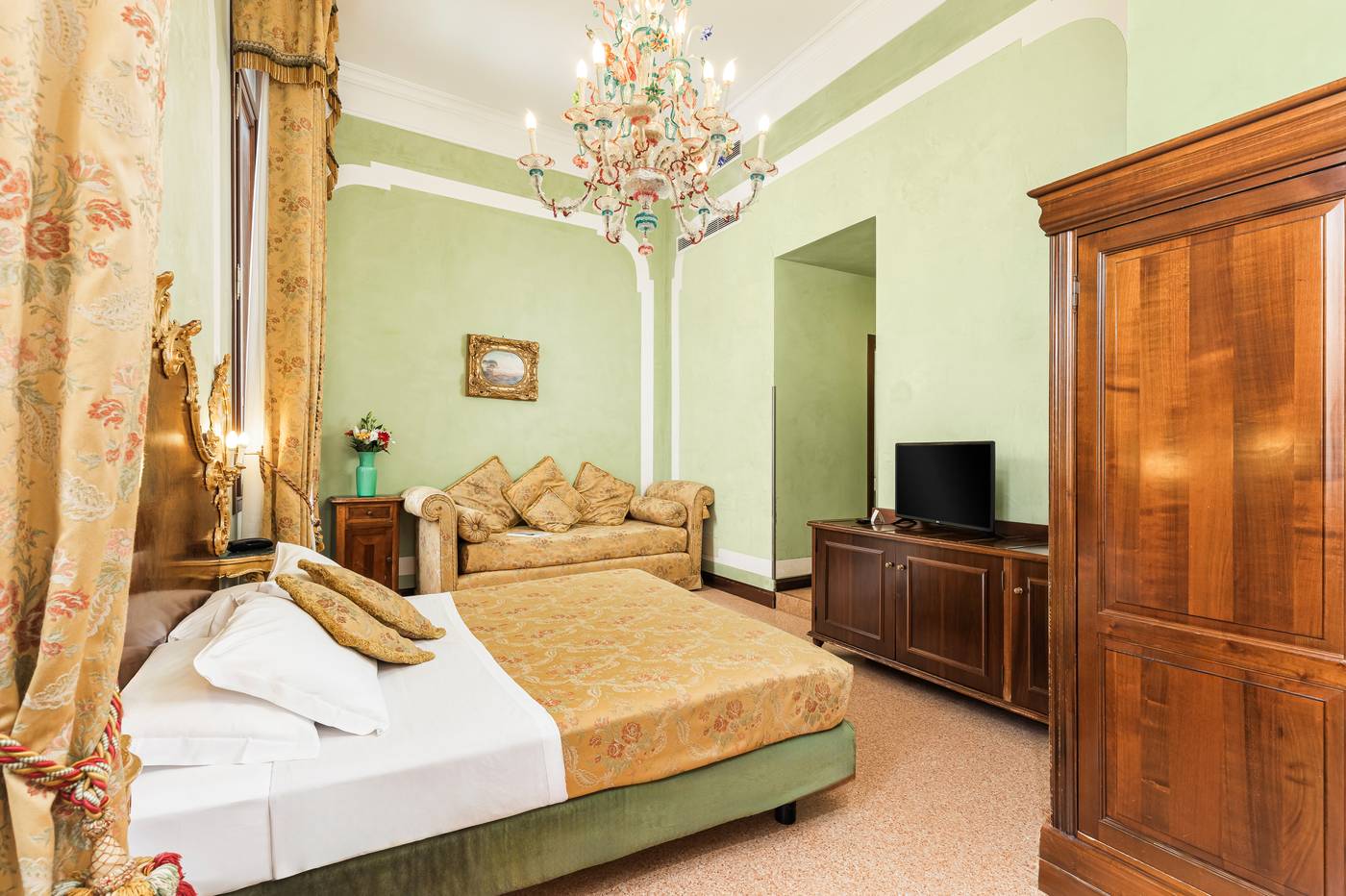 Hotel-San-Moise-Room-16