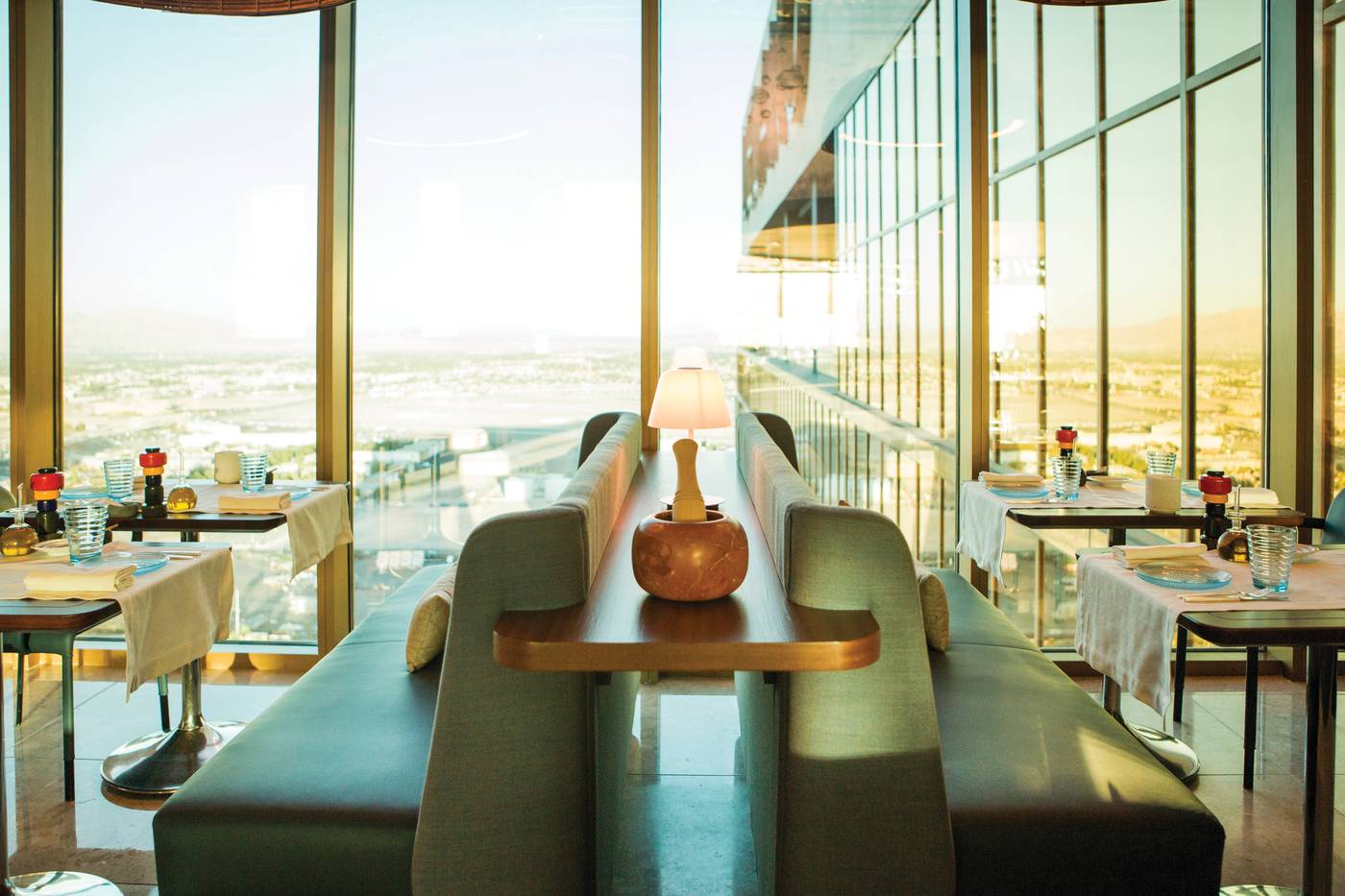 Delano-Las-Vegas-at-Mandalay-Bay-Restaurant-25