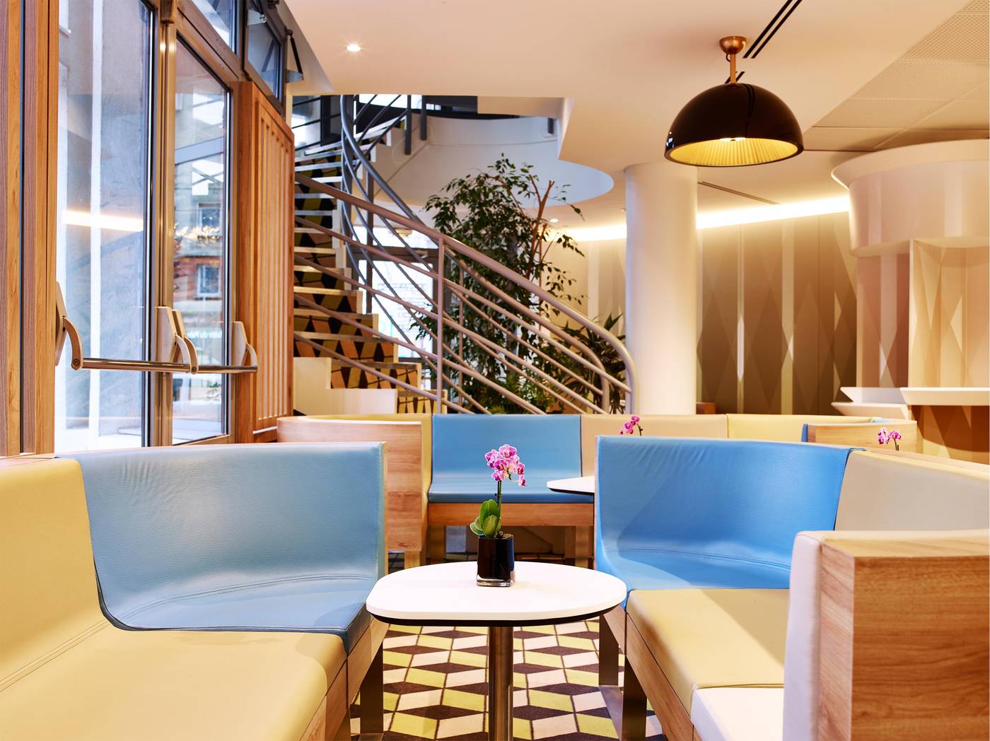 Median-Paris-Porte-de-Versailles-General-view-10