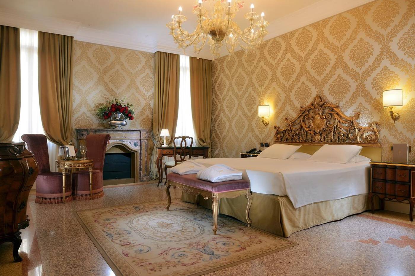 Ai-Reali-Hotel-Room-18