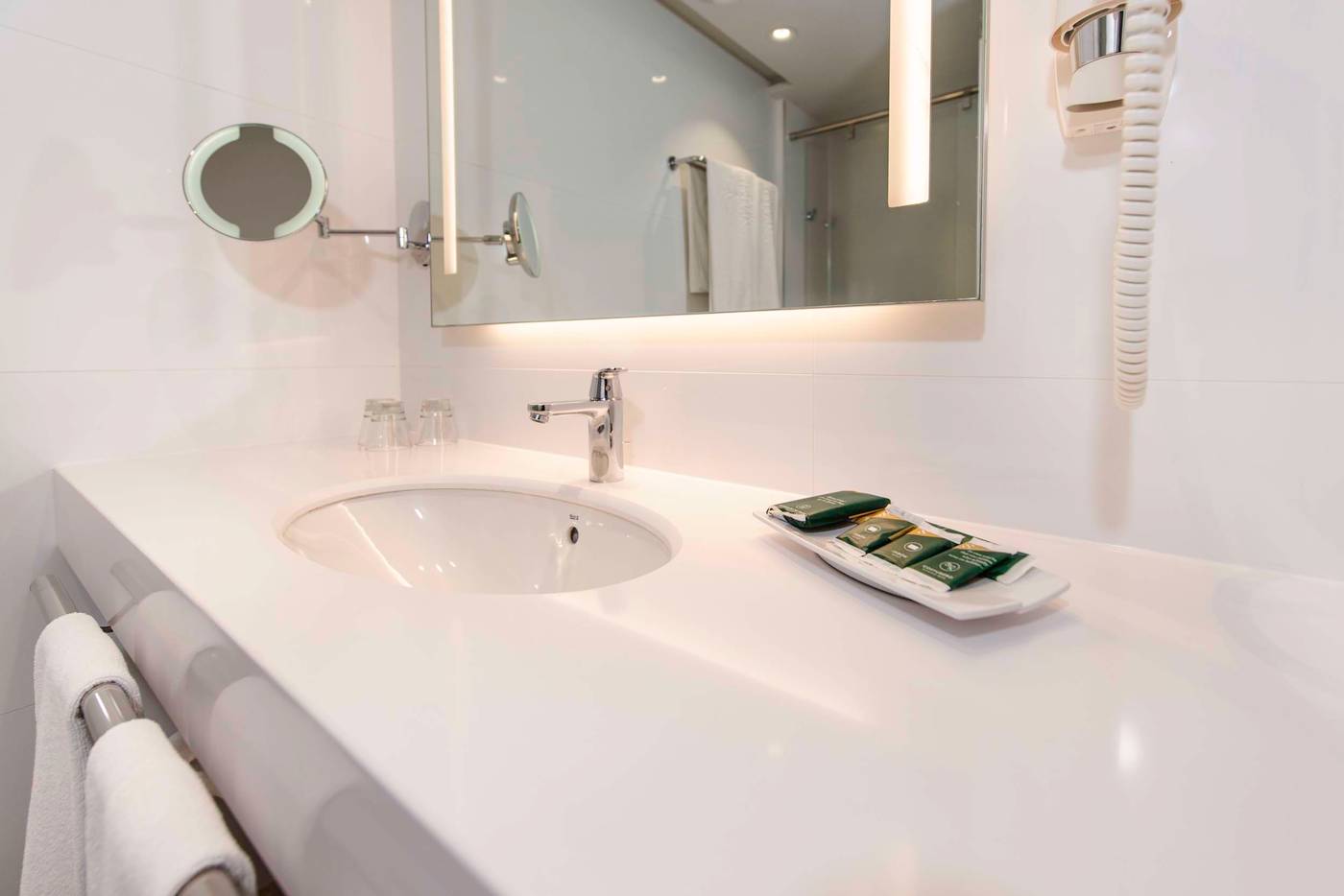 Spring-Hotel-Vulcano-Room-27