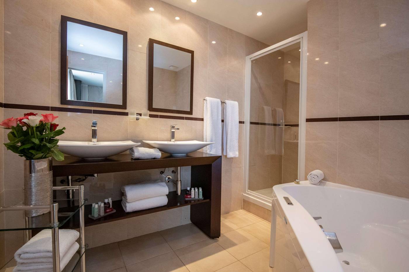 Best-Western-Premier-Mondial-Room-49