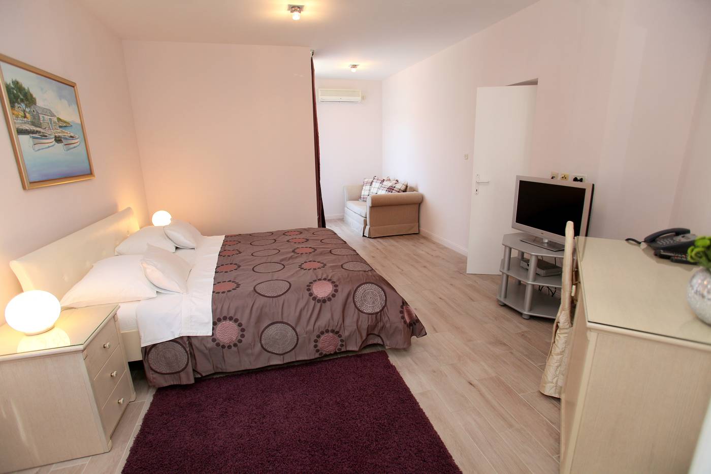 Aparthotel-Bellevue-Room-16