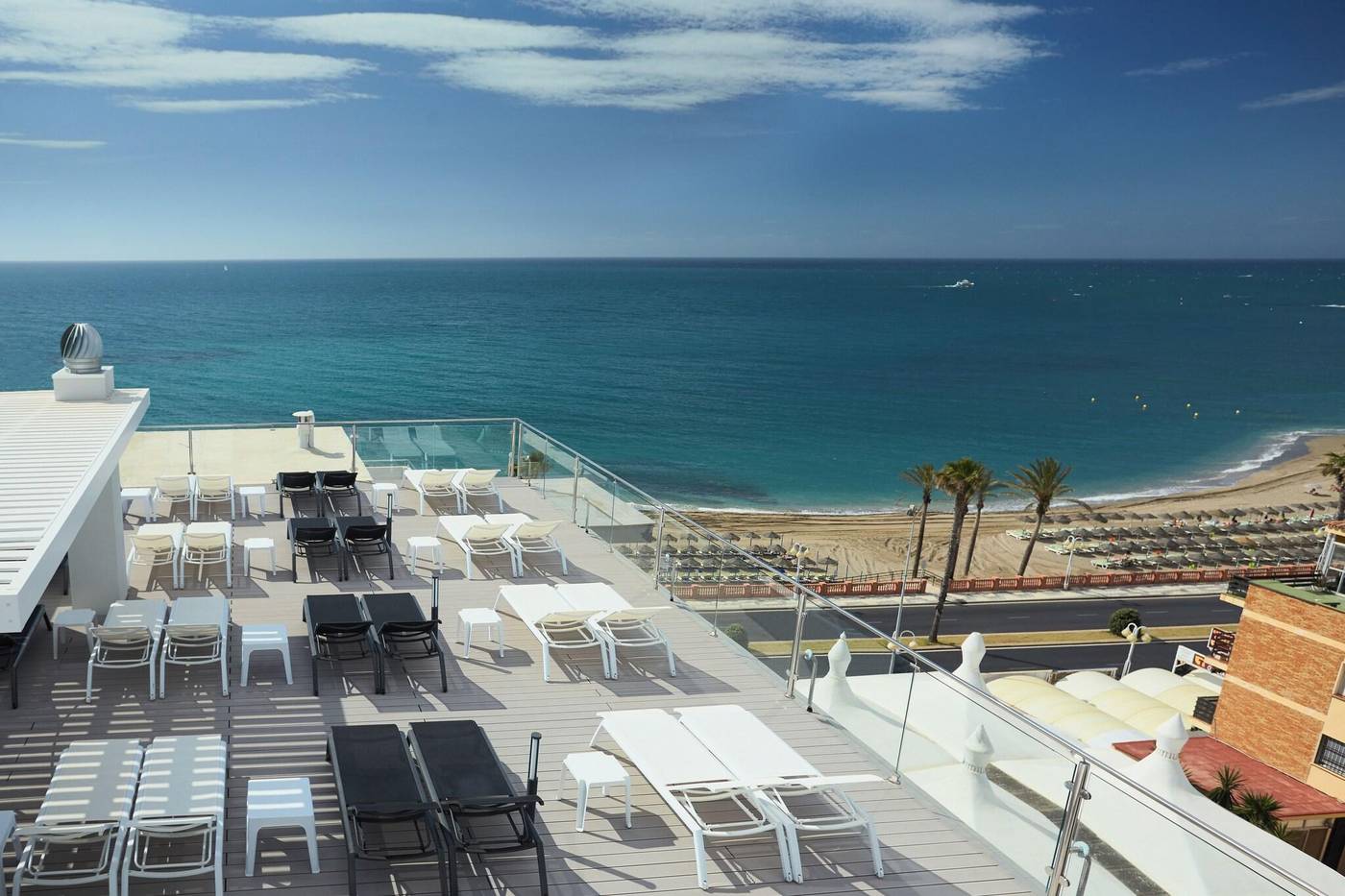 Las-Arenas-Affiliated-by-Melia-Terrace-66
