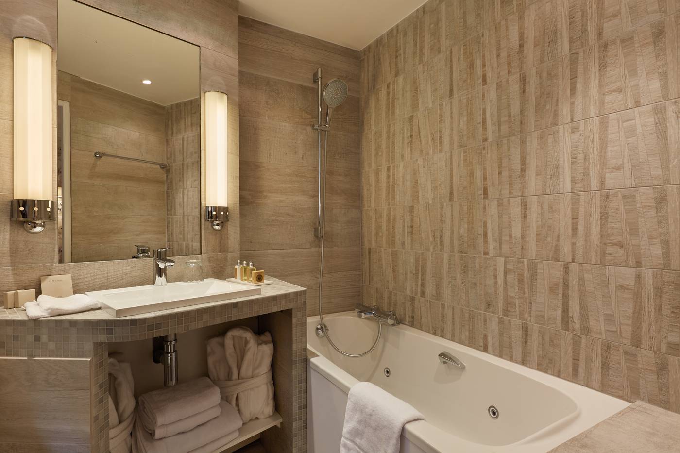 Relais-Saint-Jacques-Room-21