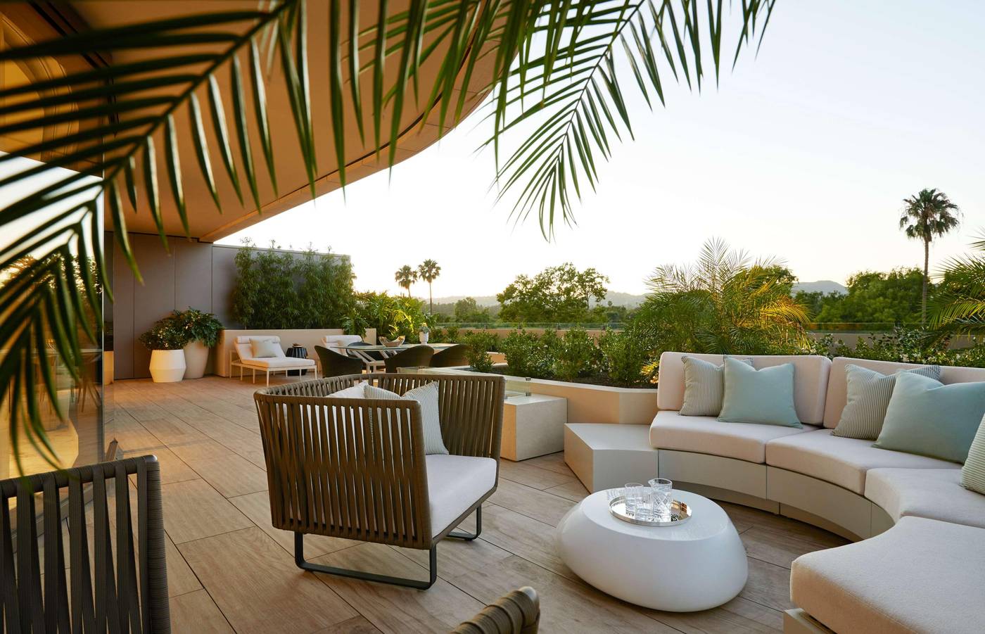 Waldorf-Astoria-Beverly-Hills--CA-Room-73