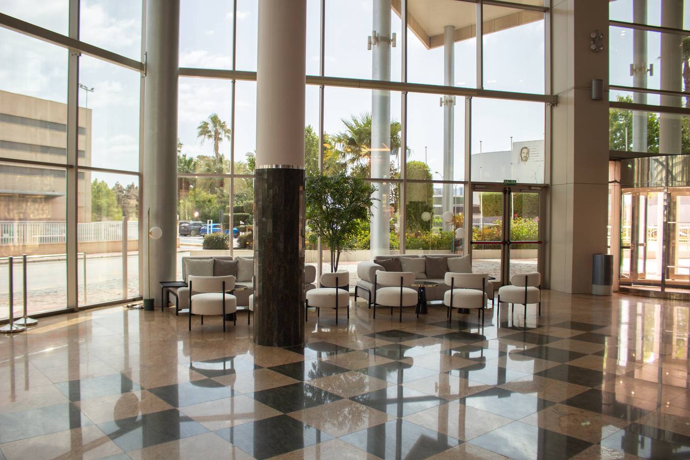 AR-Diamante-Beach-Lobby-47