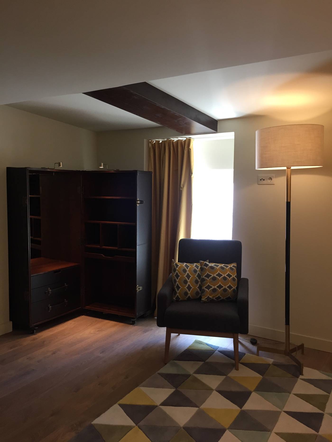 Dalma-Old-Town-Suites-Room-4