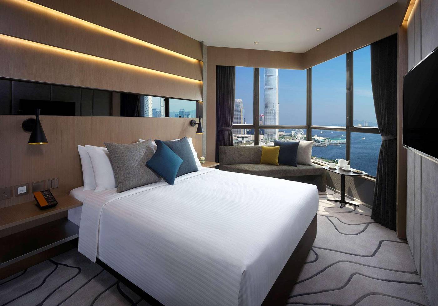 The-Harbourview-Hong-Kong-Room-12