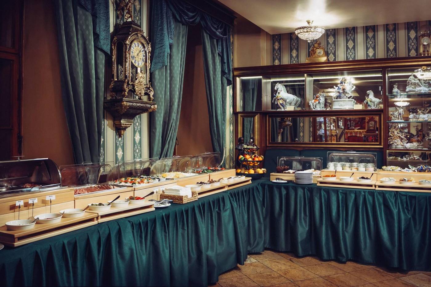 Grand-hotel-Praha-Restaurant-46