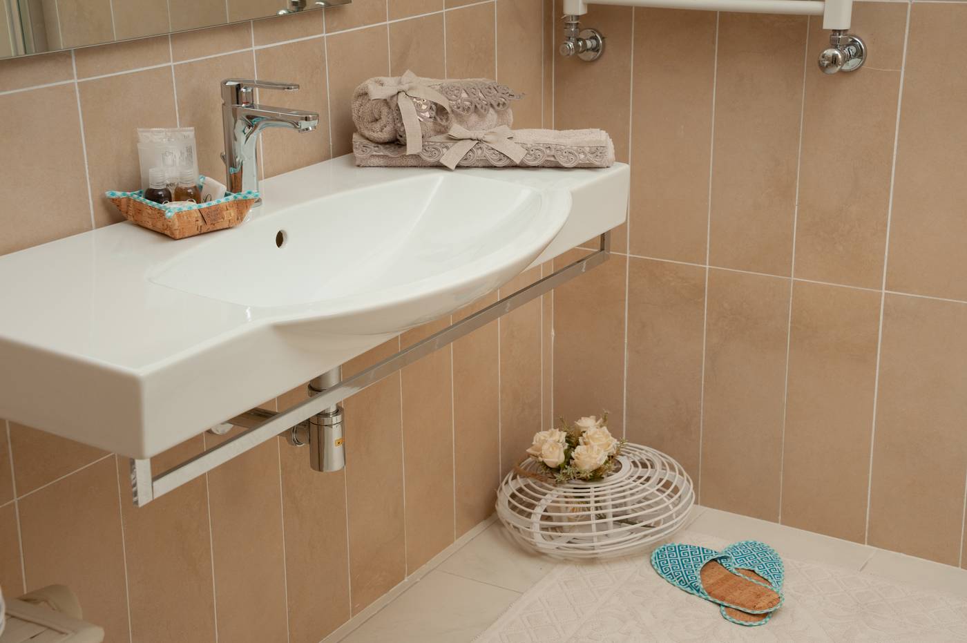 Gh-Santina-Resort-Room-12