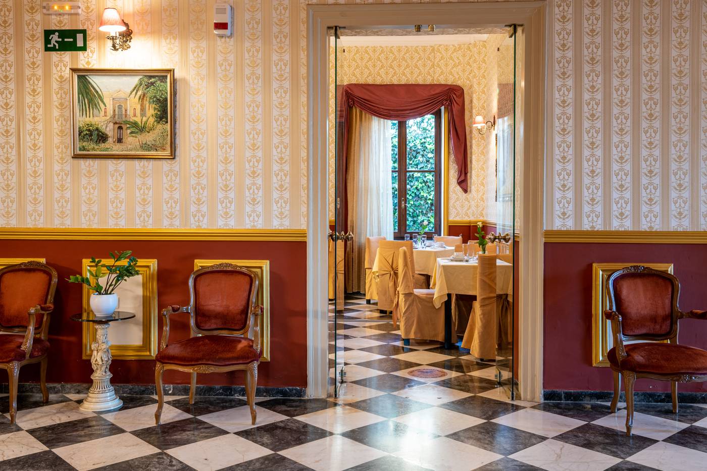 Halepa-Restaurant-37
