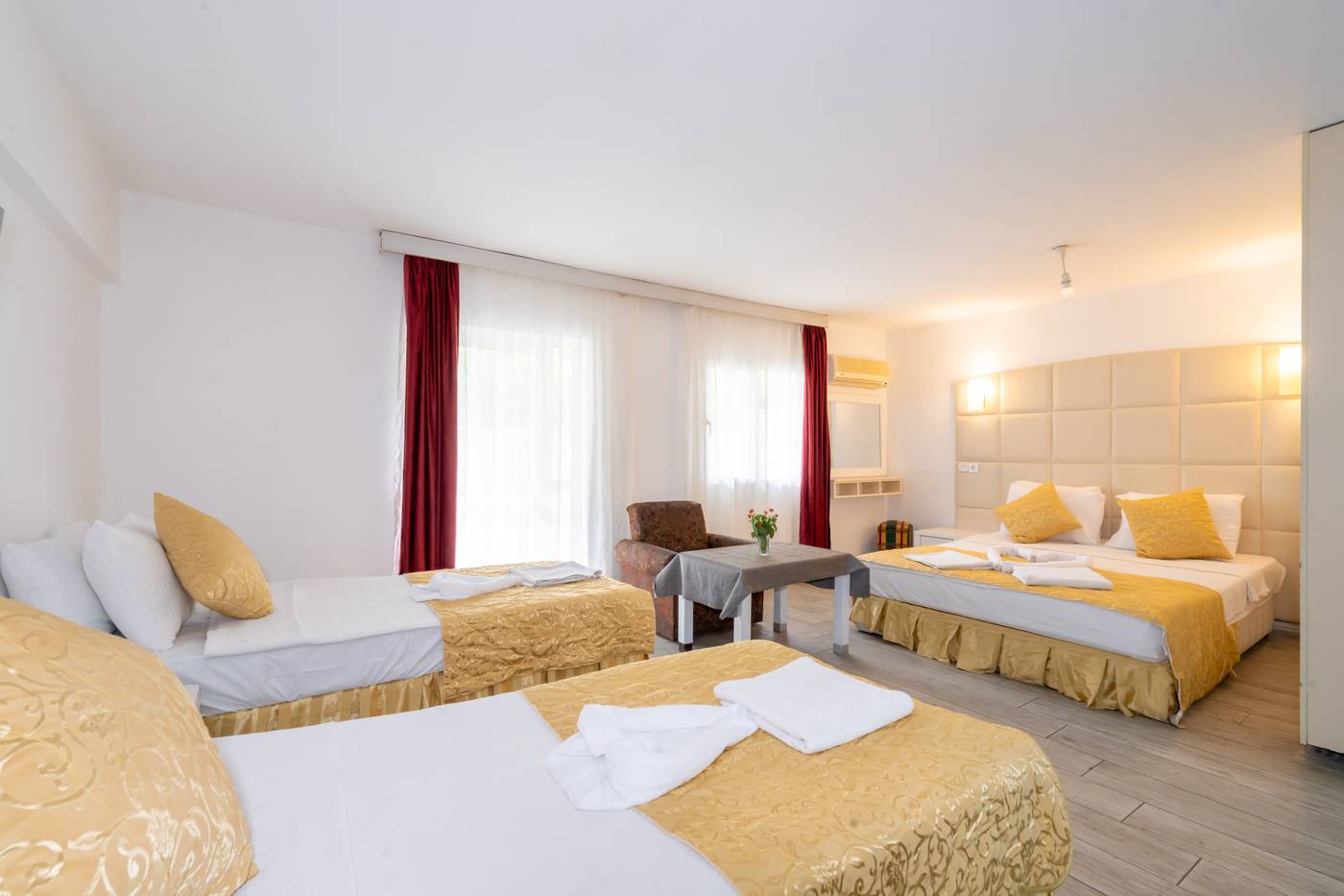 Grand-Villa-Sol-Apart-Room-30