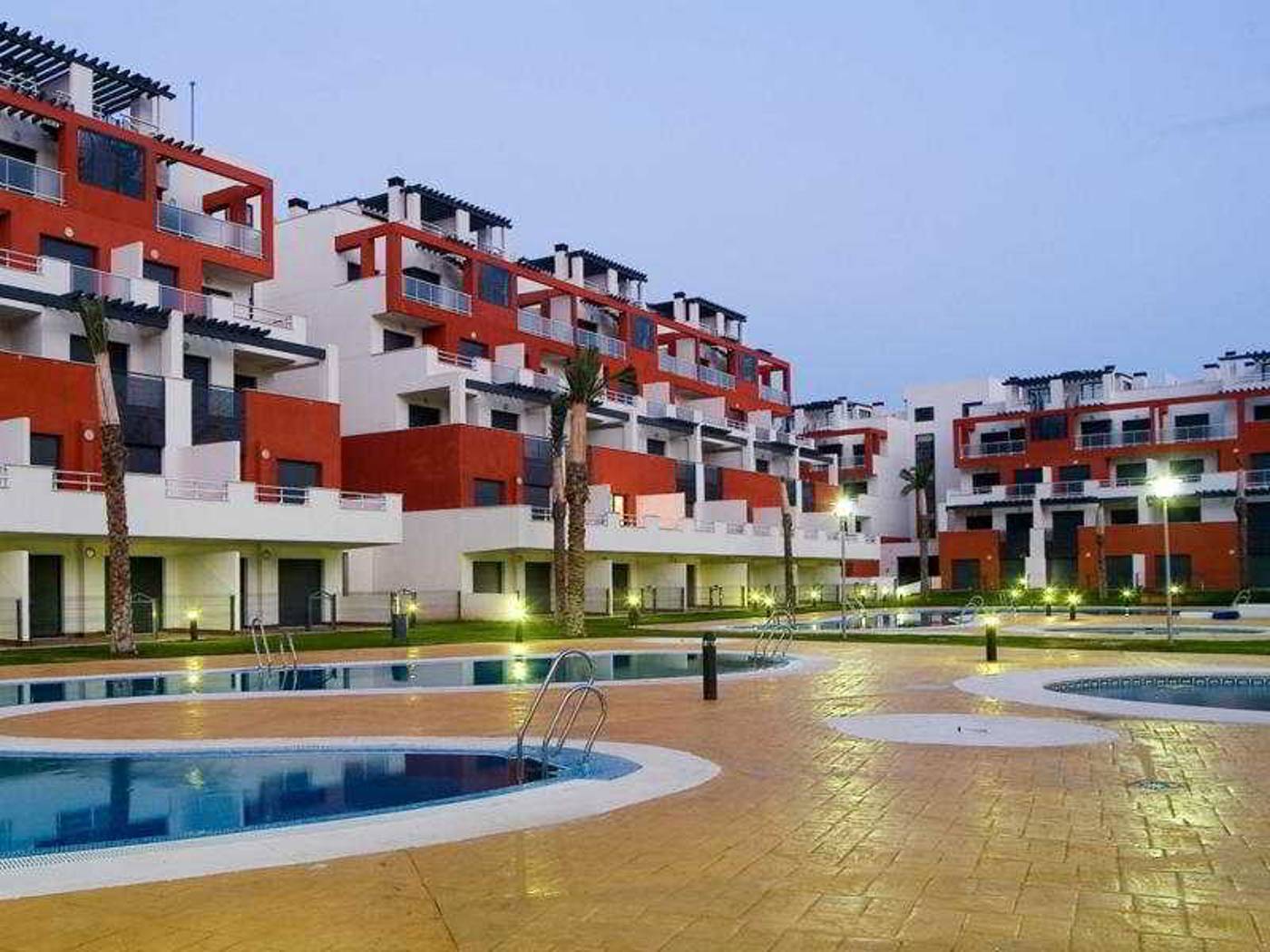 Marina-Rey-II-Pool-1