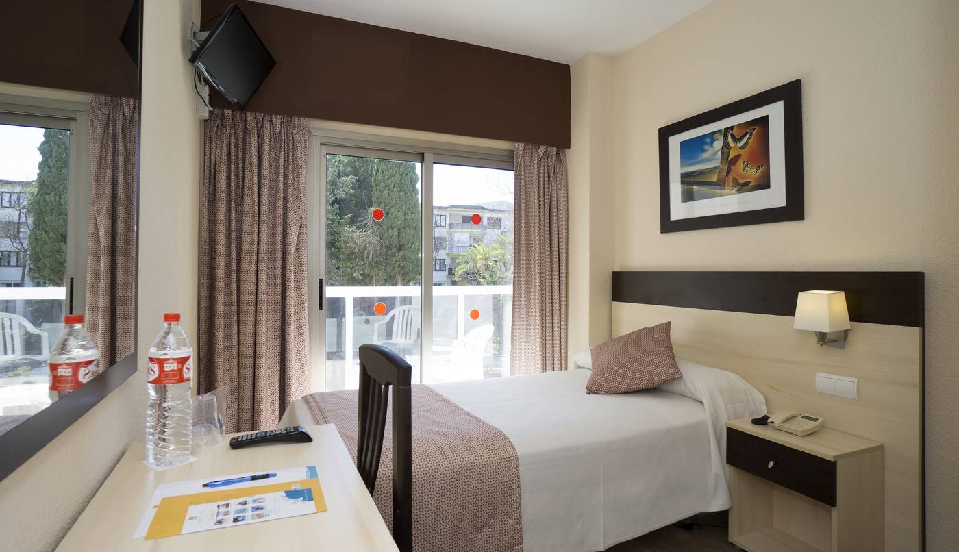 Sandos-Griego-Room-14