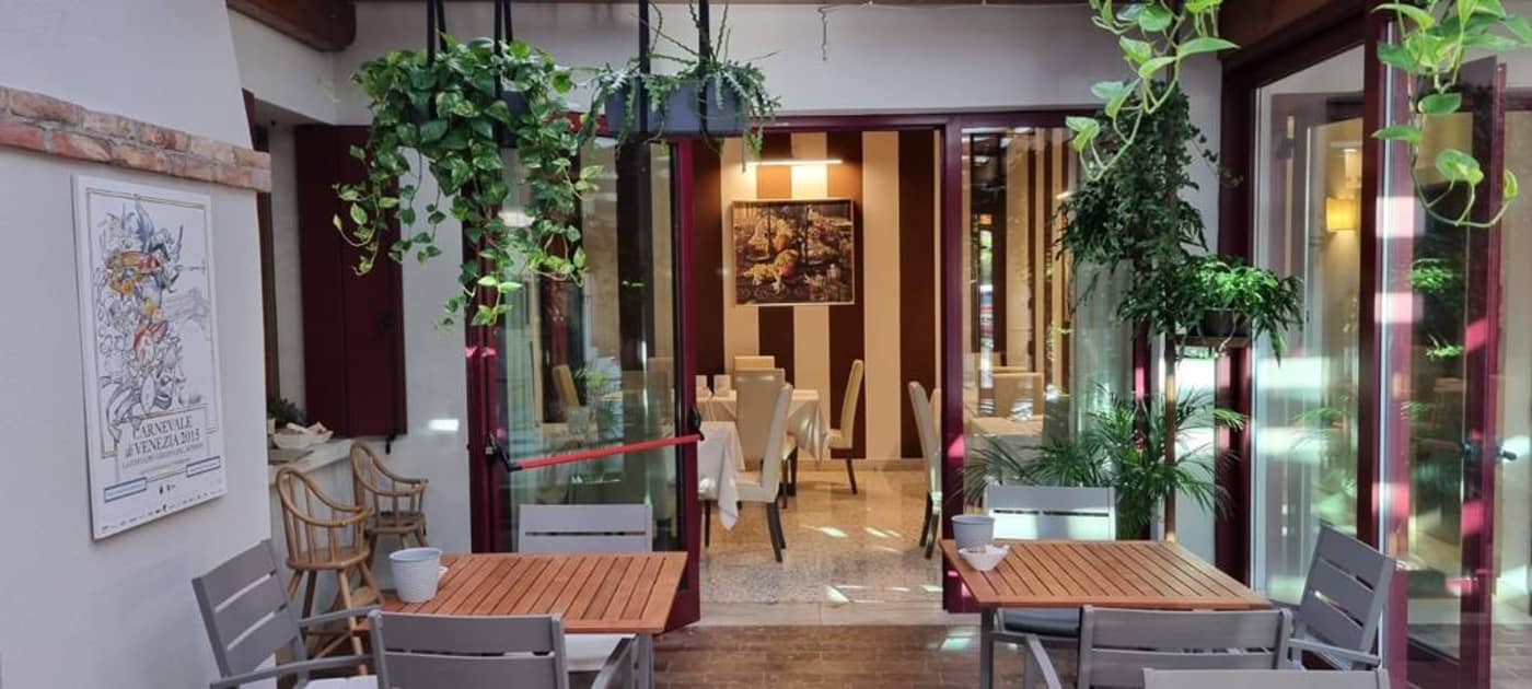 Unaway-Ecohotel-Villa-Costanza-Venezia-General-view-19