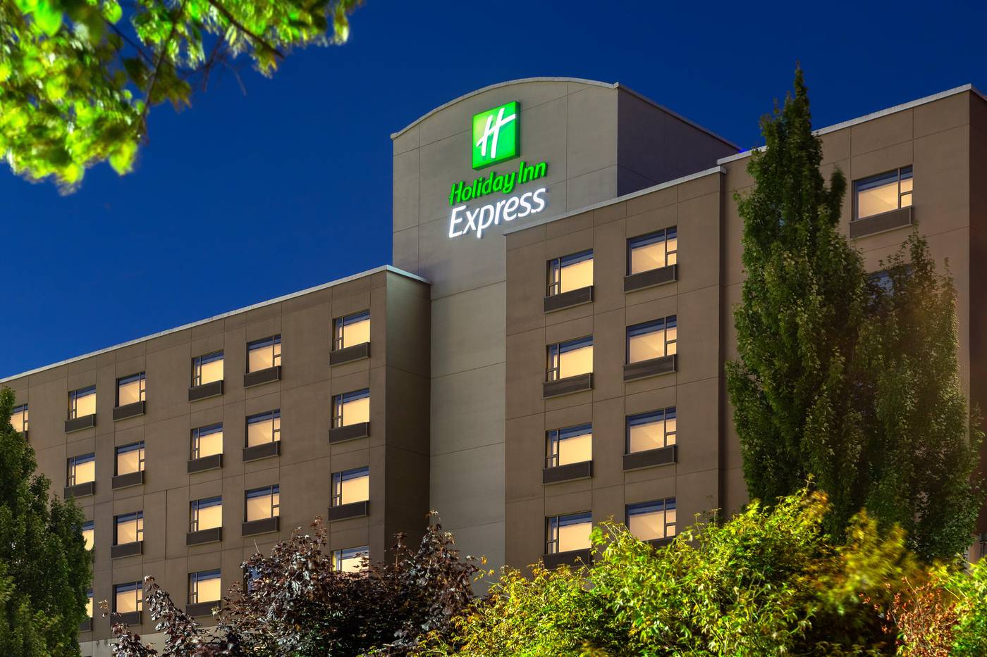 Holiday-Inn-Express-Vancouver-Airport-Richmond-General-view-60