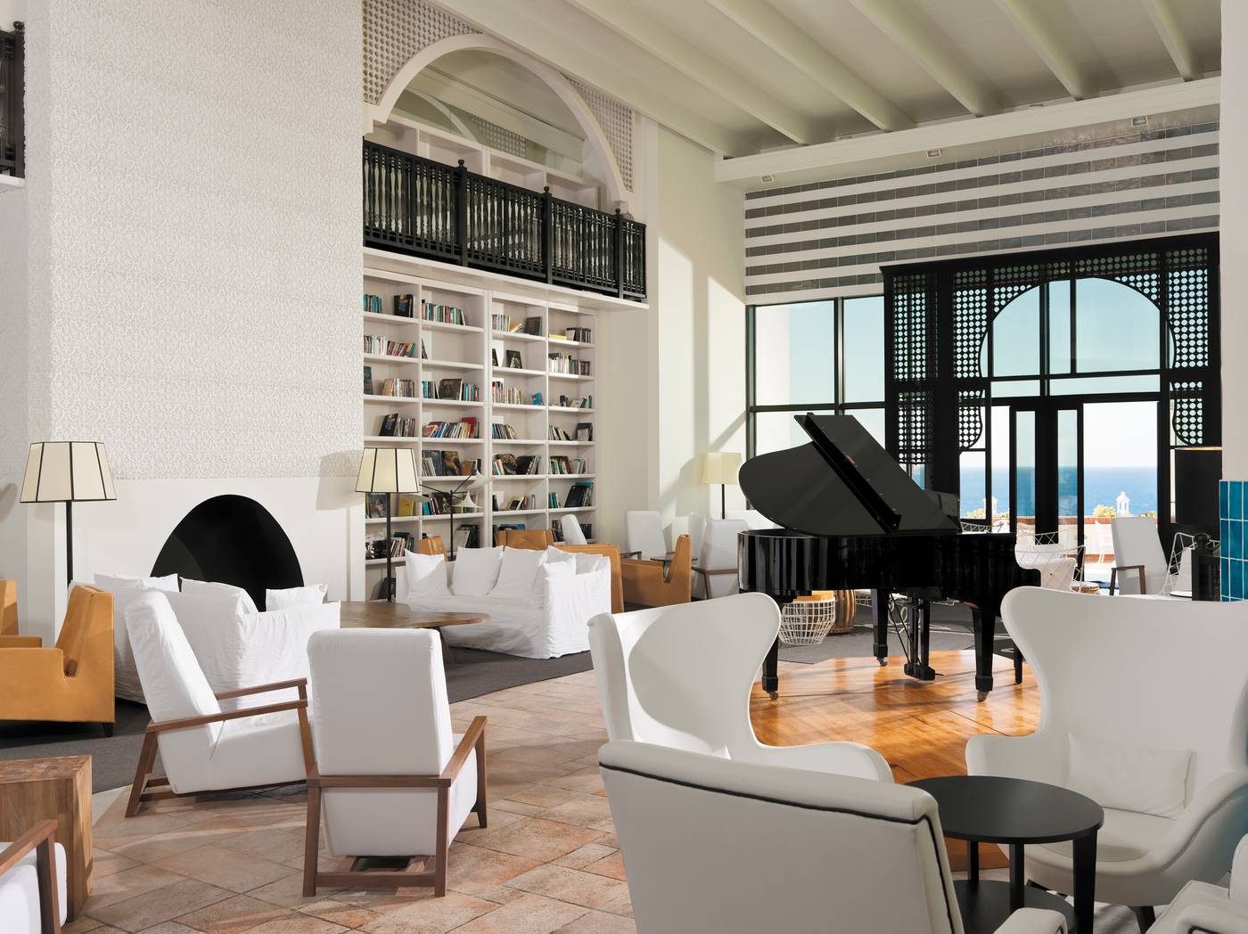 H10-Timanfaya-Palace-Lobby-33