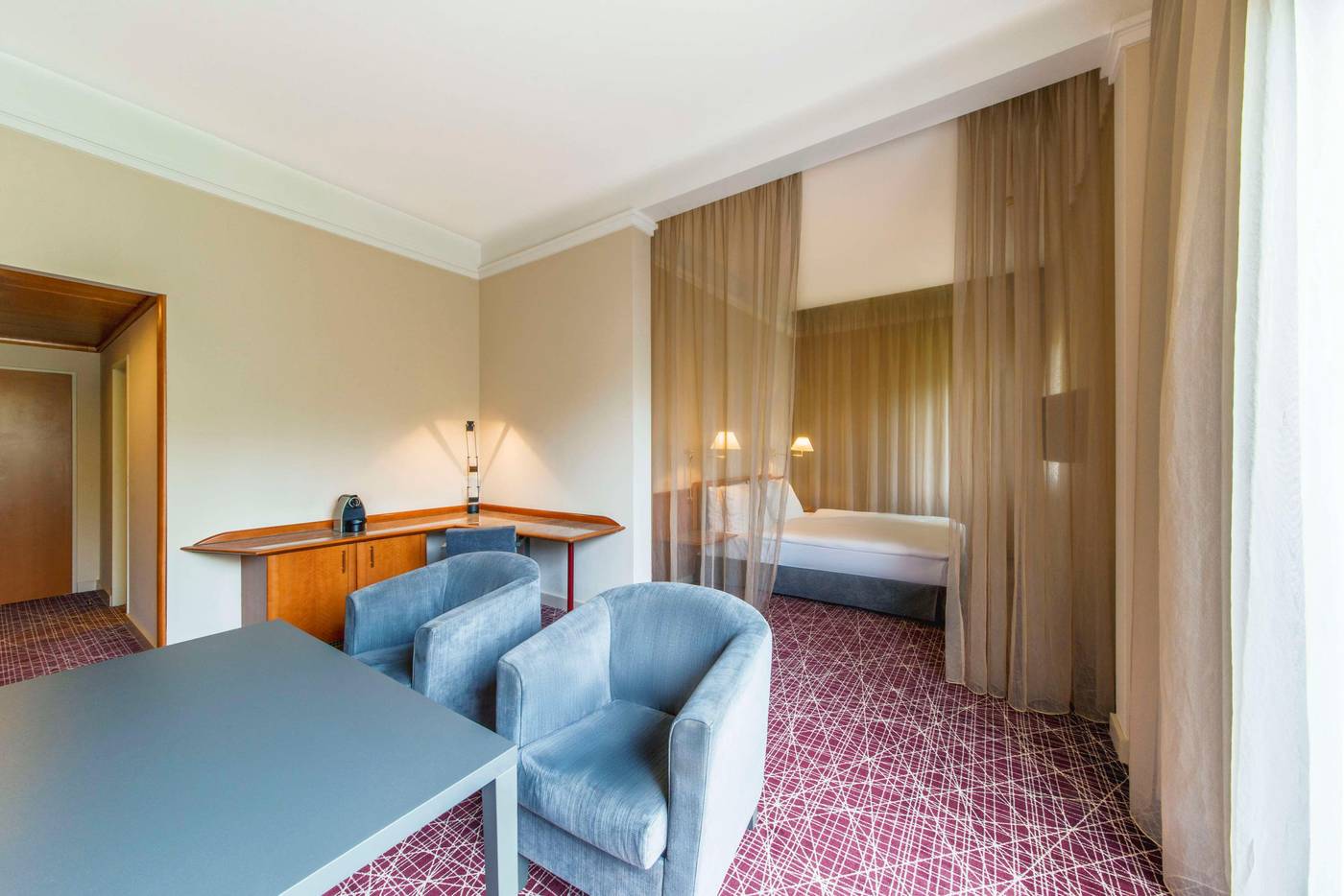 NH-Collection-Prague-Room-16