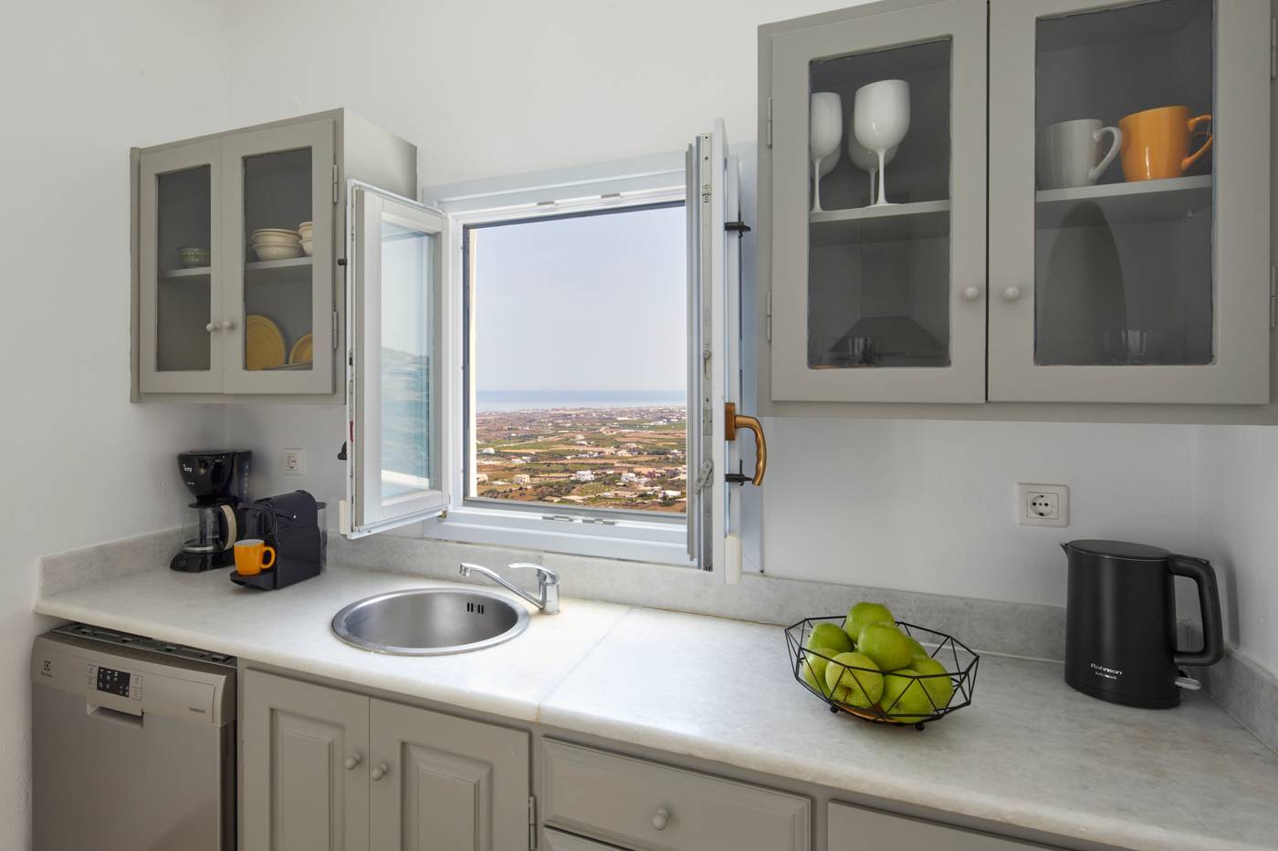 El-Verano-Collection-Santorini-Room-54