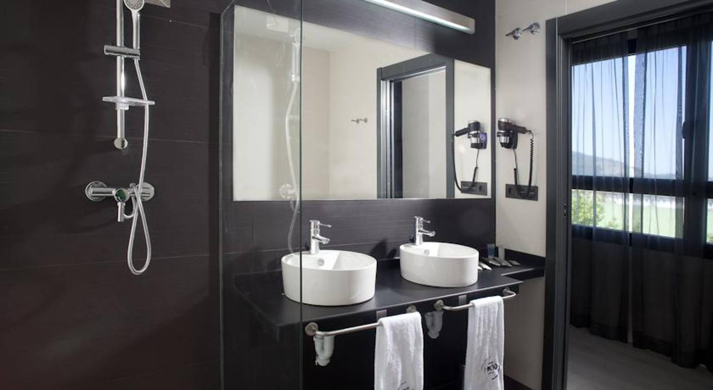 K10 Hotel-Spain-URNIETA-Room-10