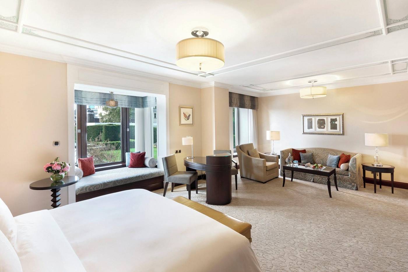 Four-Seasons-at-the-Bosphorus-Room-11