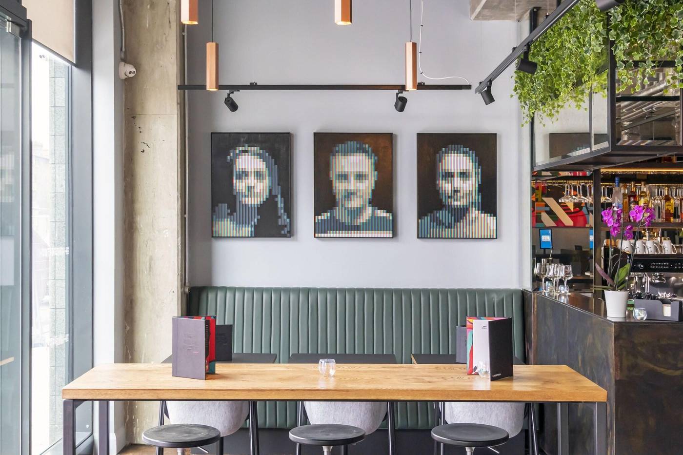 Hendrick-Smithfield-Bar-15