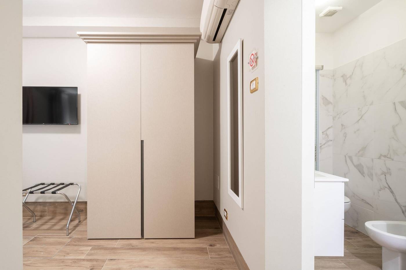 Hotel-Herion-Room-68