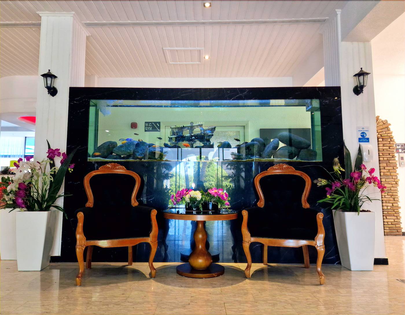 Sveltos-Hotel-Lobby-55