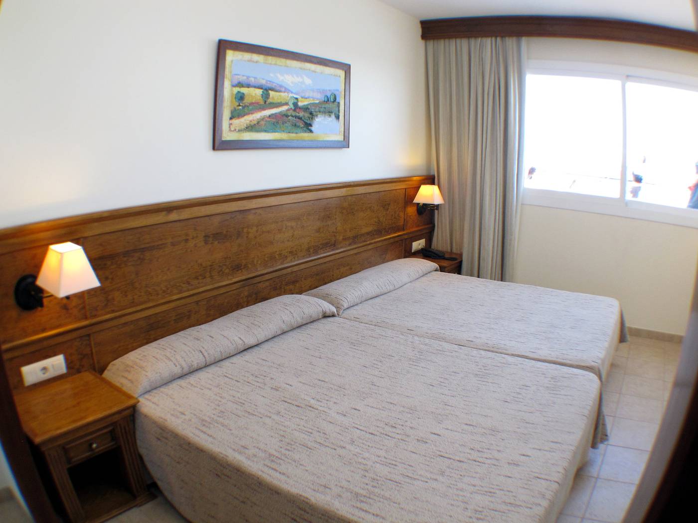 Ohtels-Cabogata-Room-25