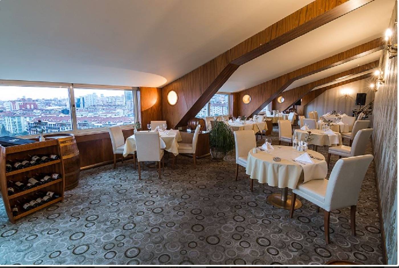 Elite-Hotel-Dragos-Restaurant-10