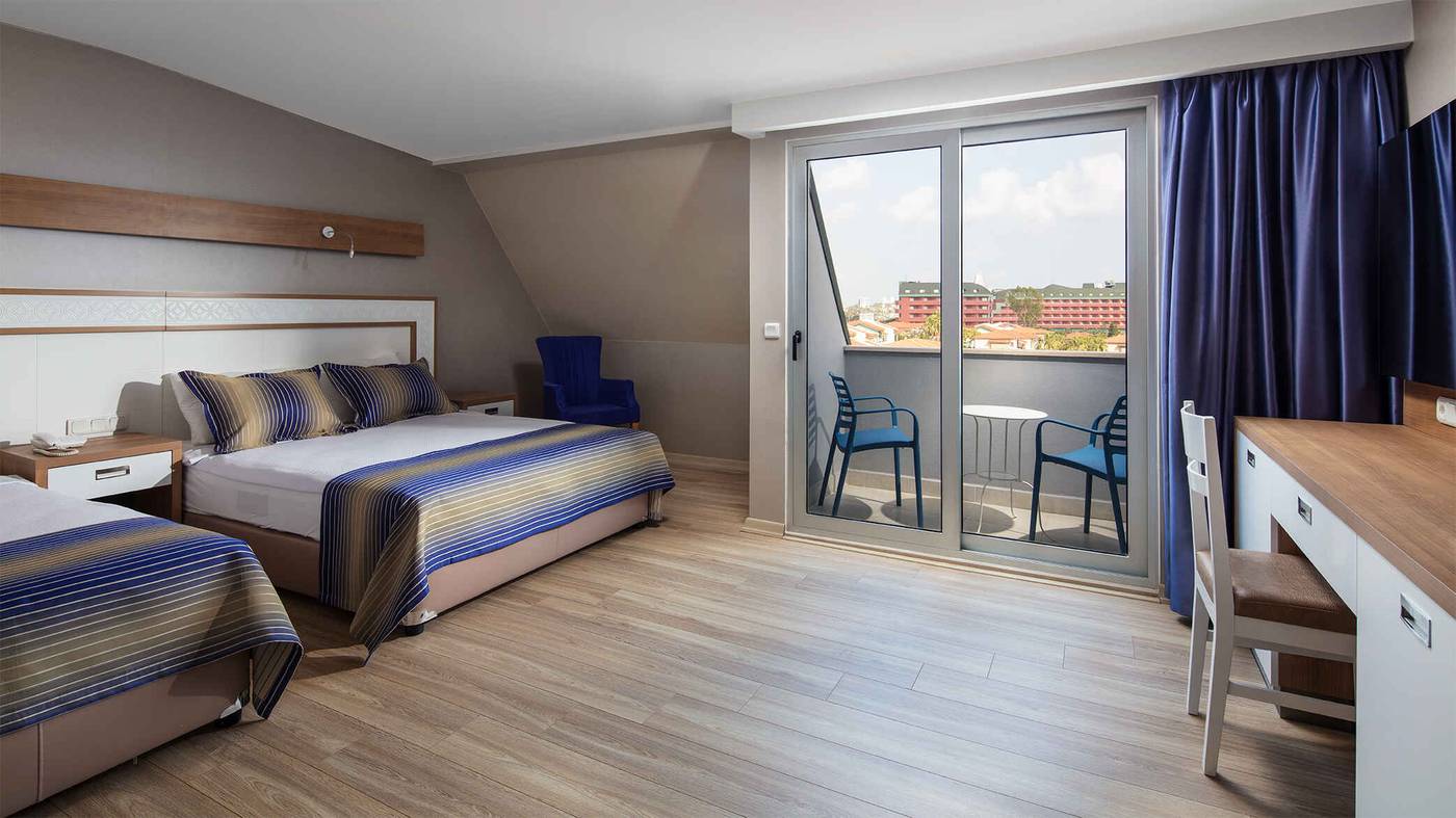 Galeri-Resort-Hotel-Room-15