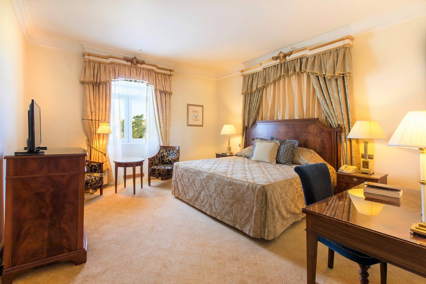 Palacio-Estoril-Hotel-Golf---Spa-Room-17