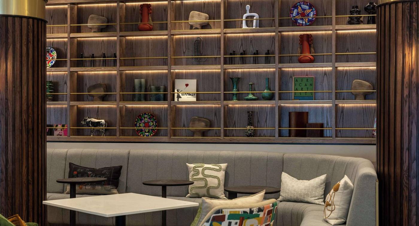 Park-Inn-by-Radisson-Cape-Town-Foreshore-Lobby-25