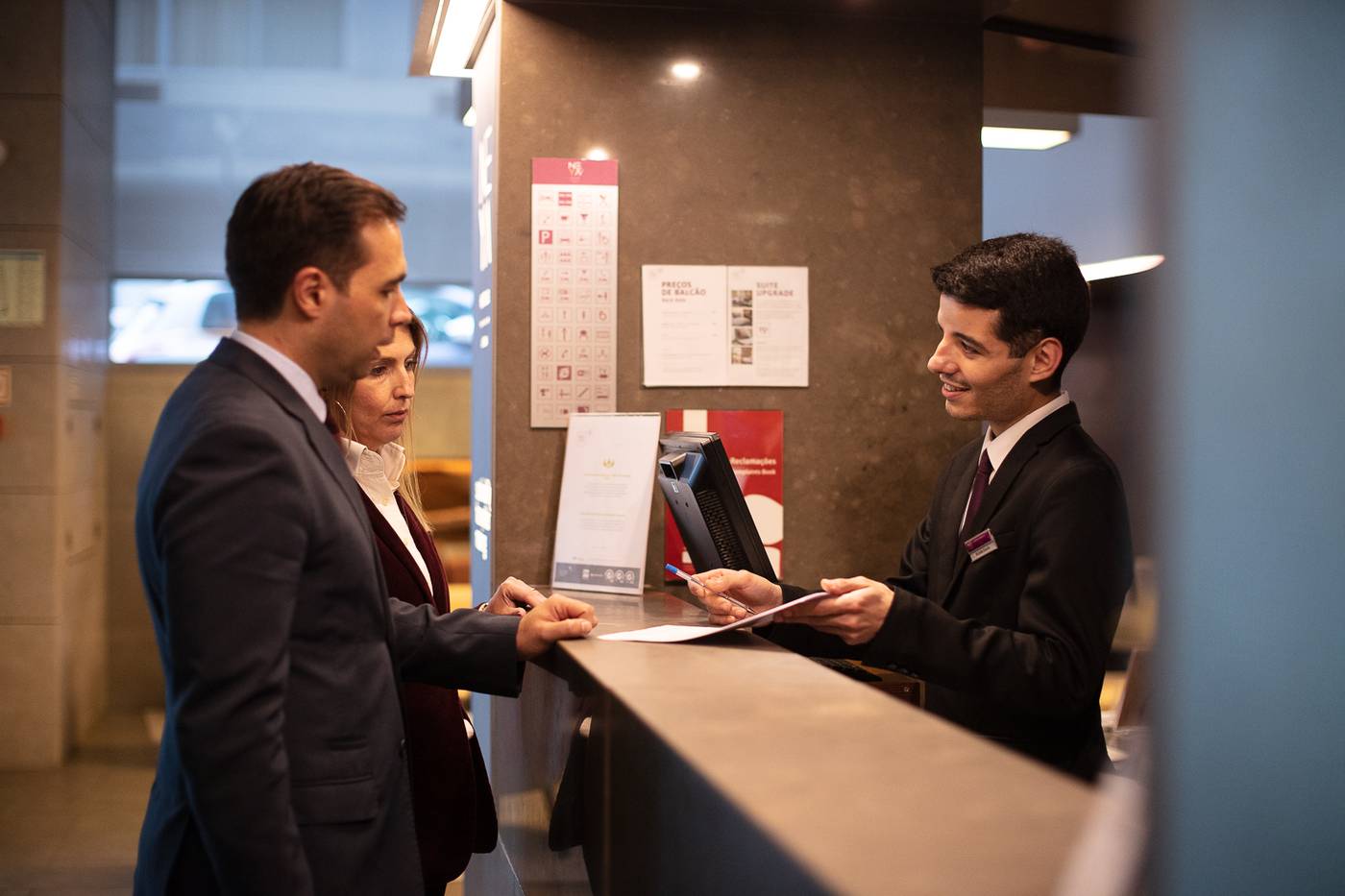 Neya-Lisboa-Hotel-Lobby-18