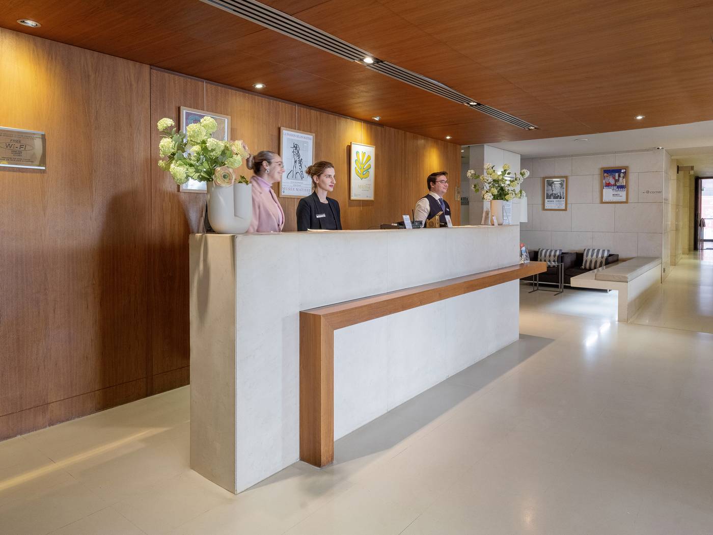 Beau-Rivage-Lobby-59