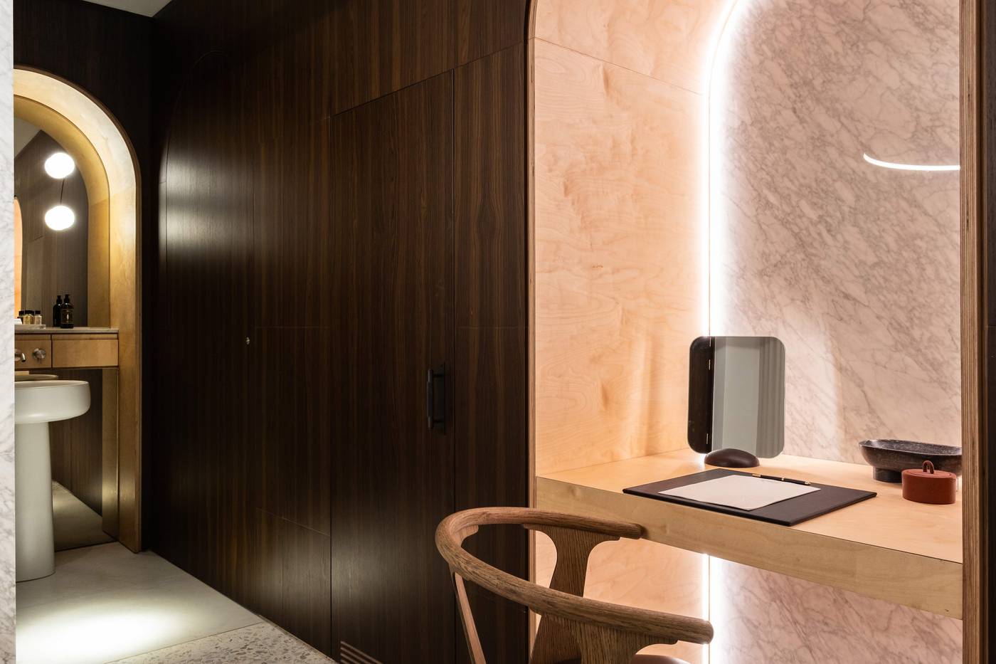 Rosselli-Ax-Privilege-Room-32