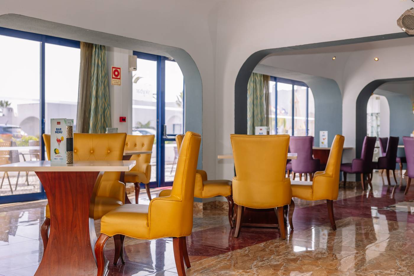 Grand-Muthu-Oura-View-Beach-Club-Bar-50