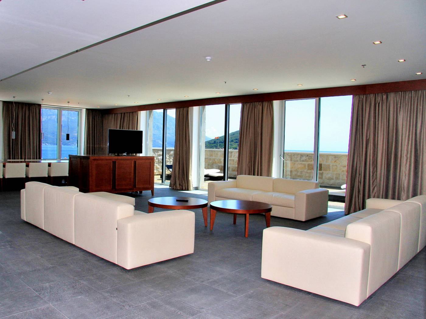 Avala Resort & Villas