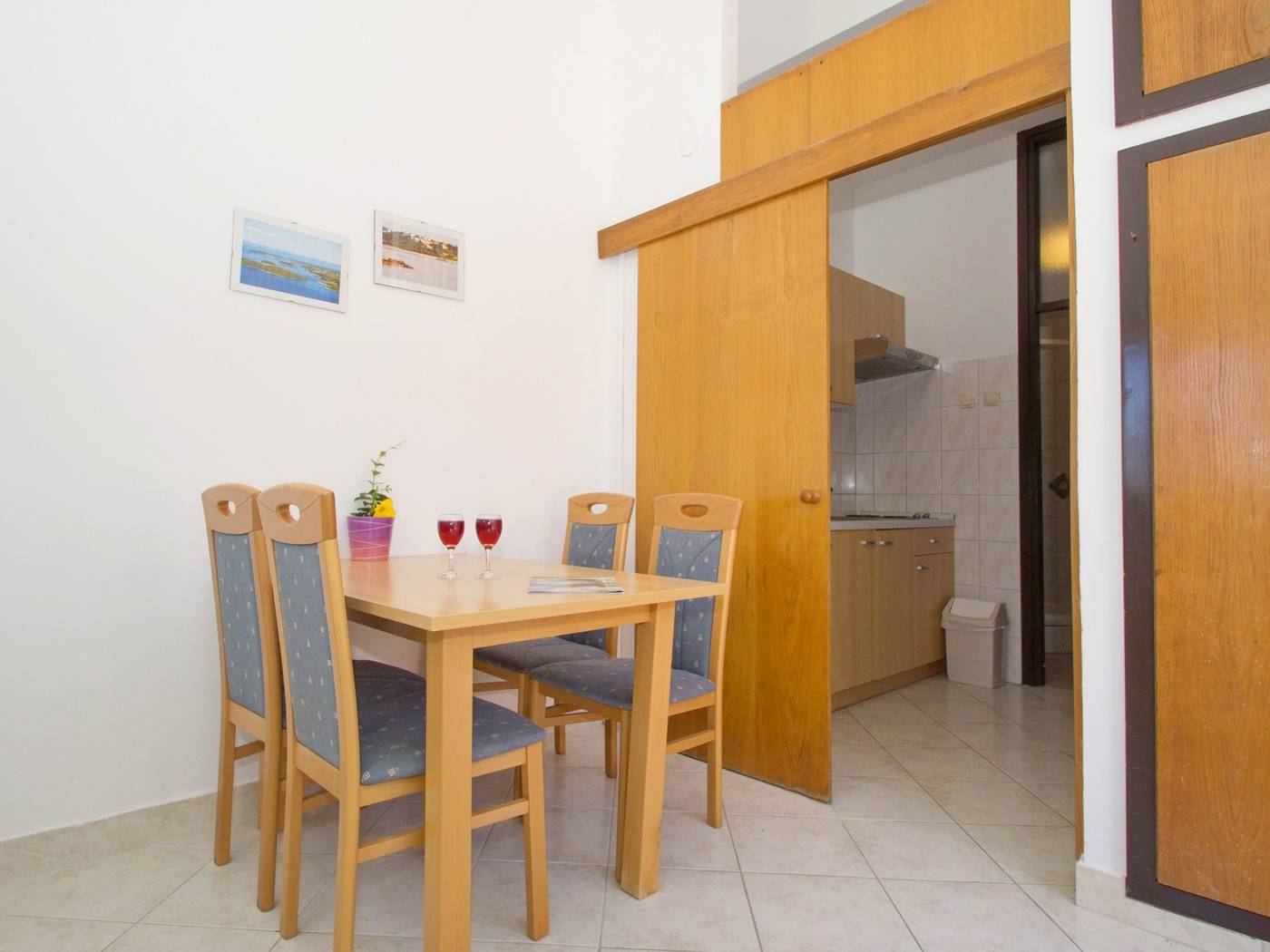 Lumbarda-Resort-Apartments-Room-19