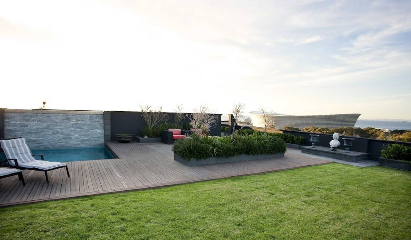 Cape-Royale-Luxury-Hotel-Pool-28