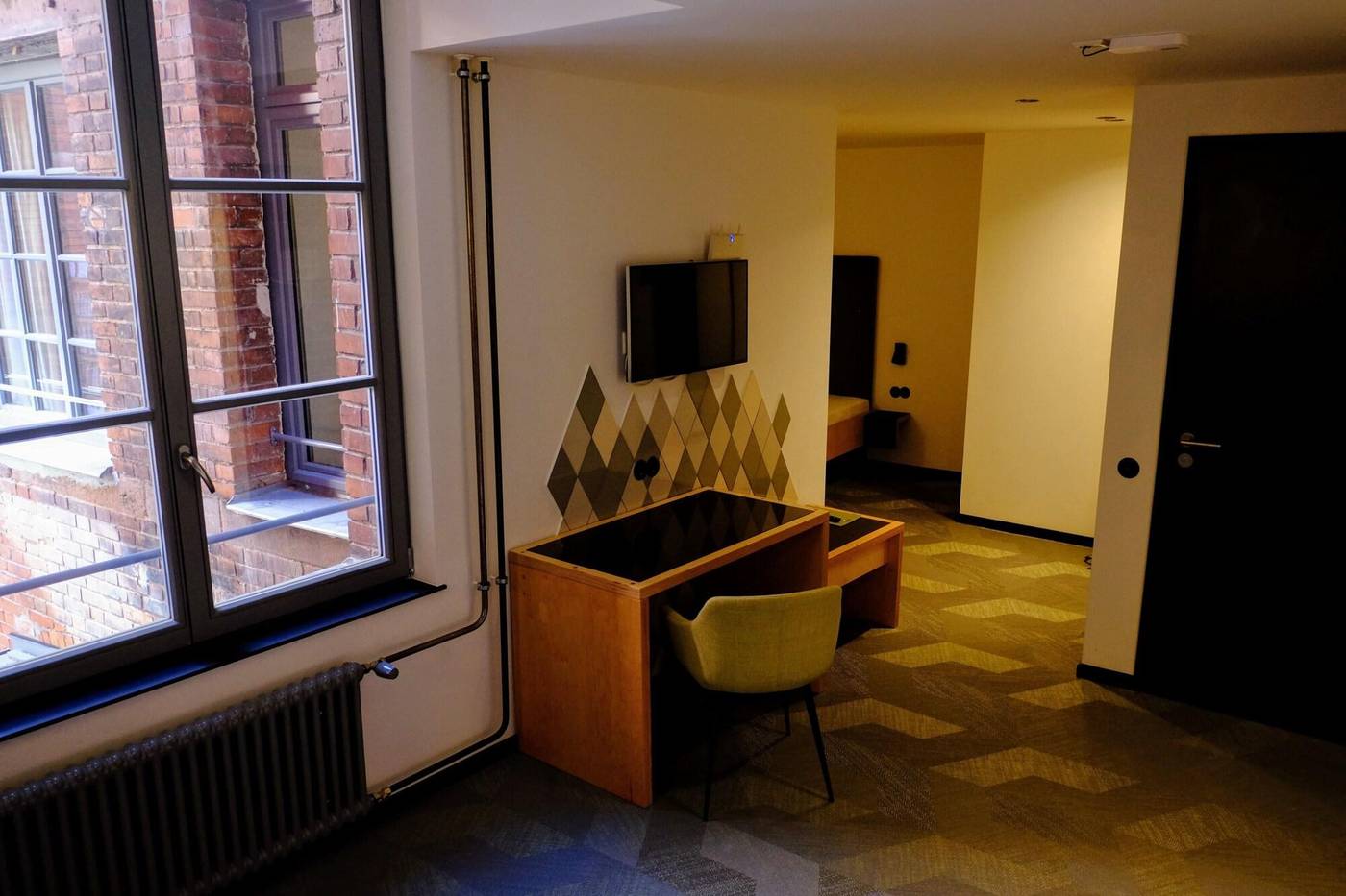 Bruderherz-Germany-NUREMBERG-Room-9