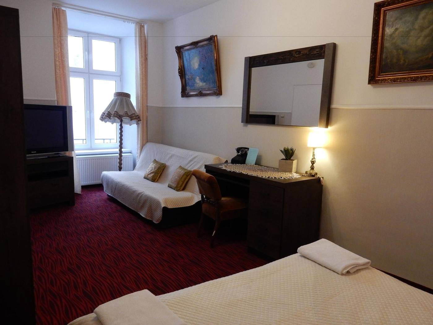 Unikat-Guest-Rooms-Room-37