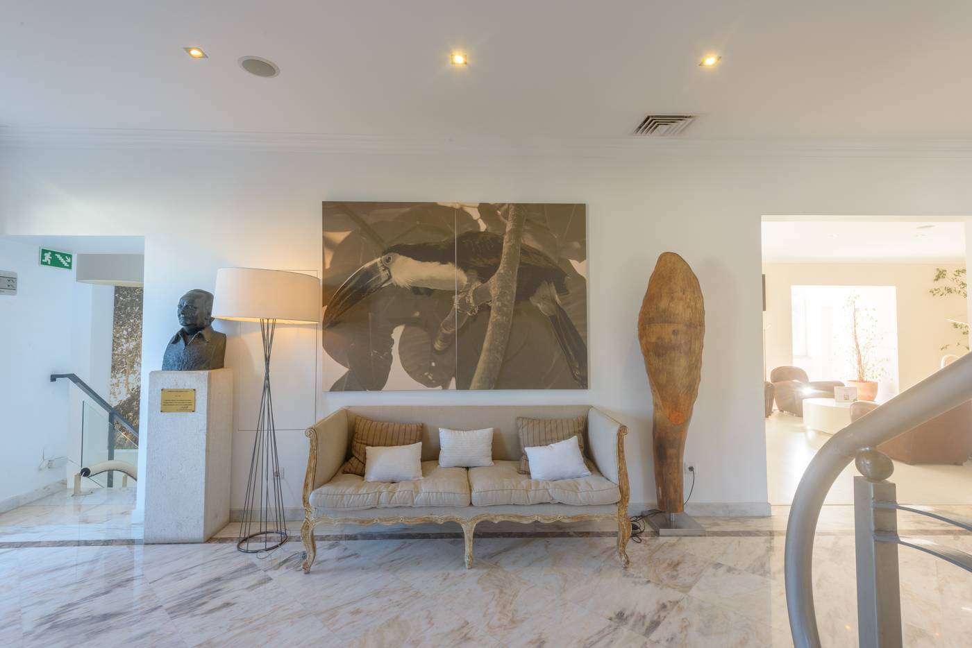 Amazonia-Estoril-Hotel-Lobby-14