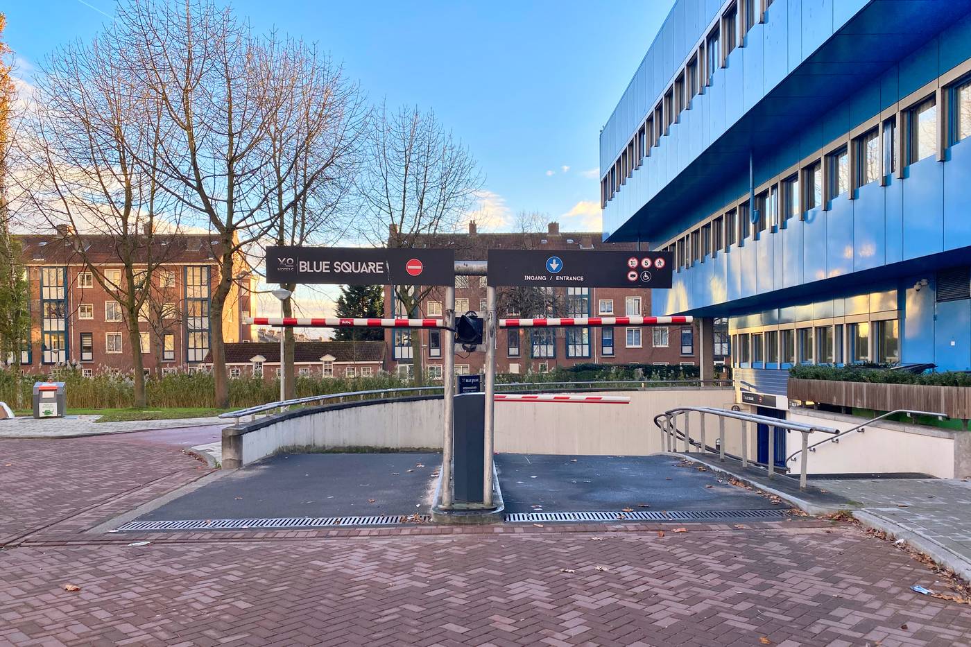 XO-HOTELS-Blue-Square-General-view-11